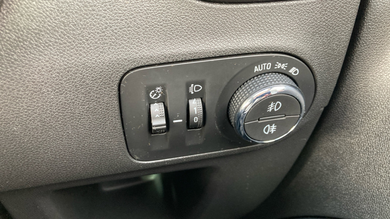 Vauxhall Crossland X 1.2 [83] Elite 5dr Petrol Hatchback